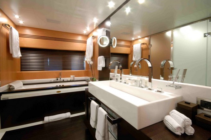 PURE ONE - Master Ensuite